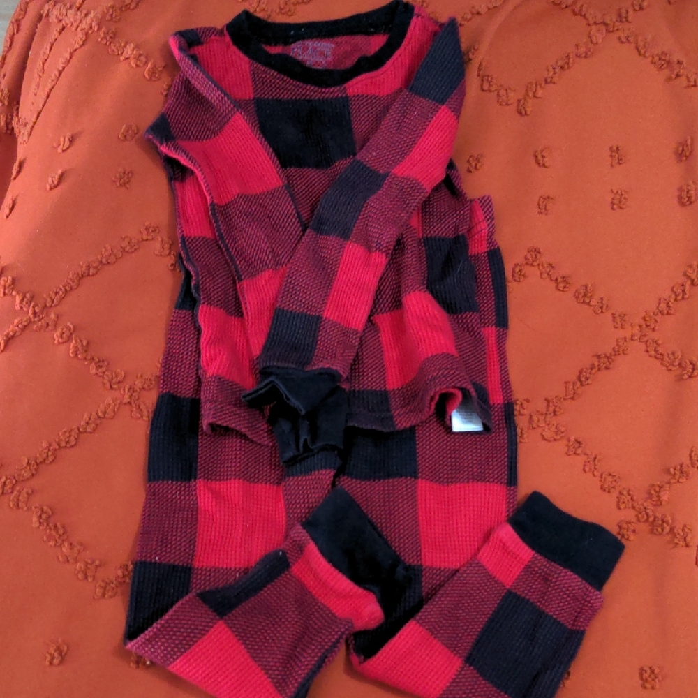 The Children's Place Cozy Red and Black Plaid Pajama Set